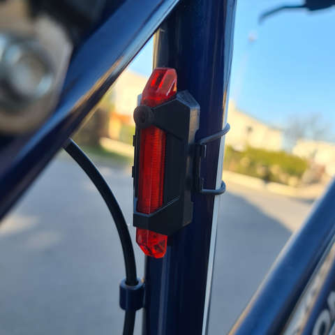 Eclairage vélo arrière USB