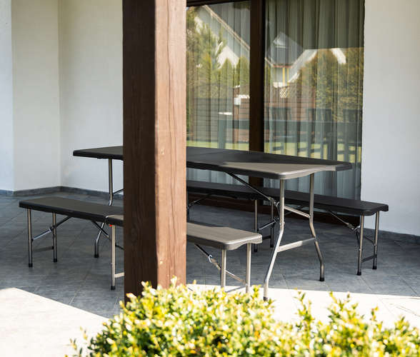 Table de jardin pliante 180 cm + 2 bancs - noir