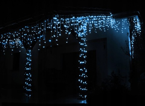 Рождественские огни - сосульки 300 LED холодный белый 31V